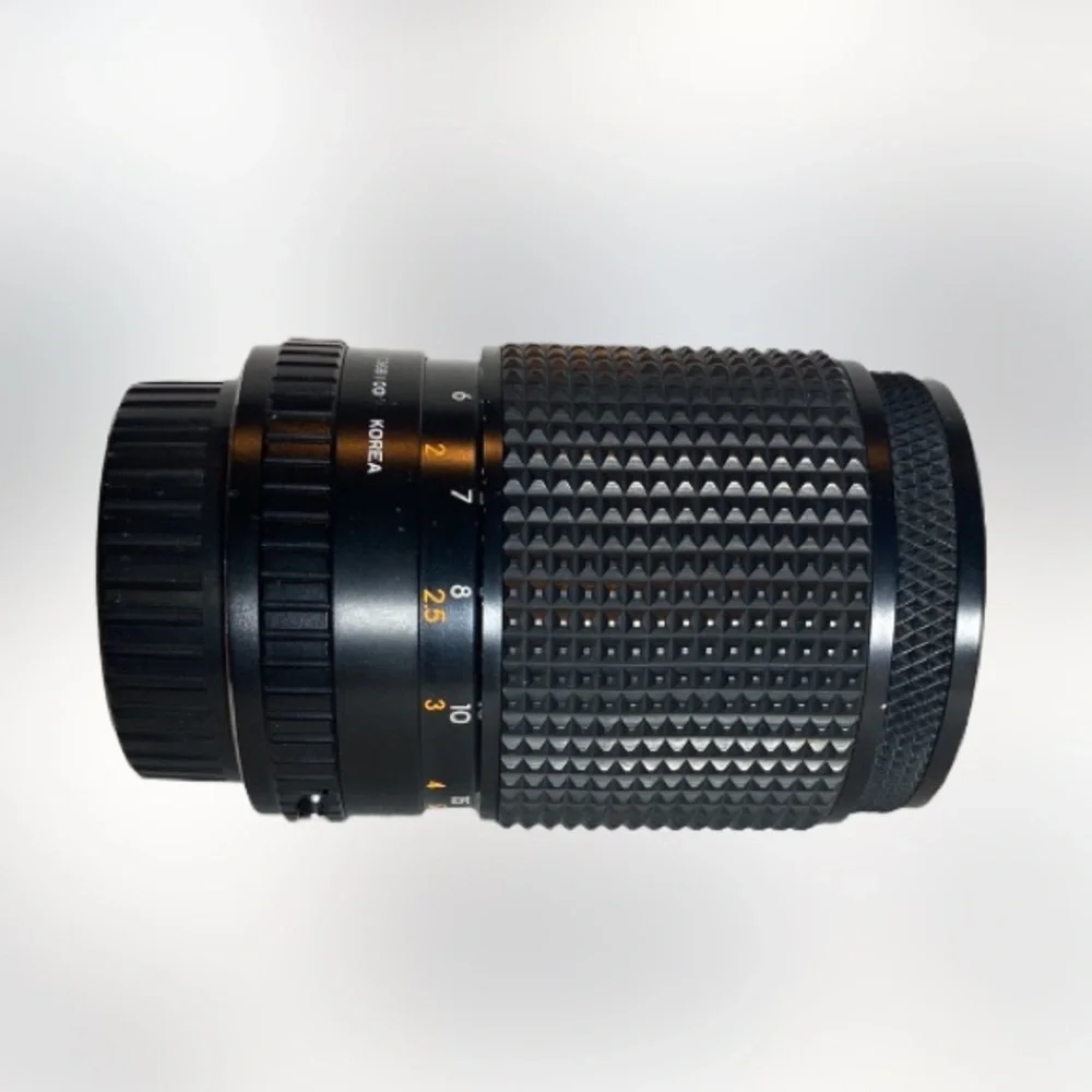 Sears Multi Coated 1:2.8 f=135mm Lens 52 Mod No 202 7368100 With Cap and Case